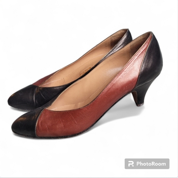 Vintage 80s Andrew Geller two-tone all leather low heel pumps 7 1/2 B - Picture 3 of 9